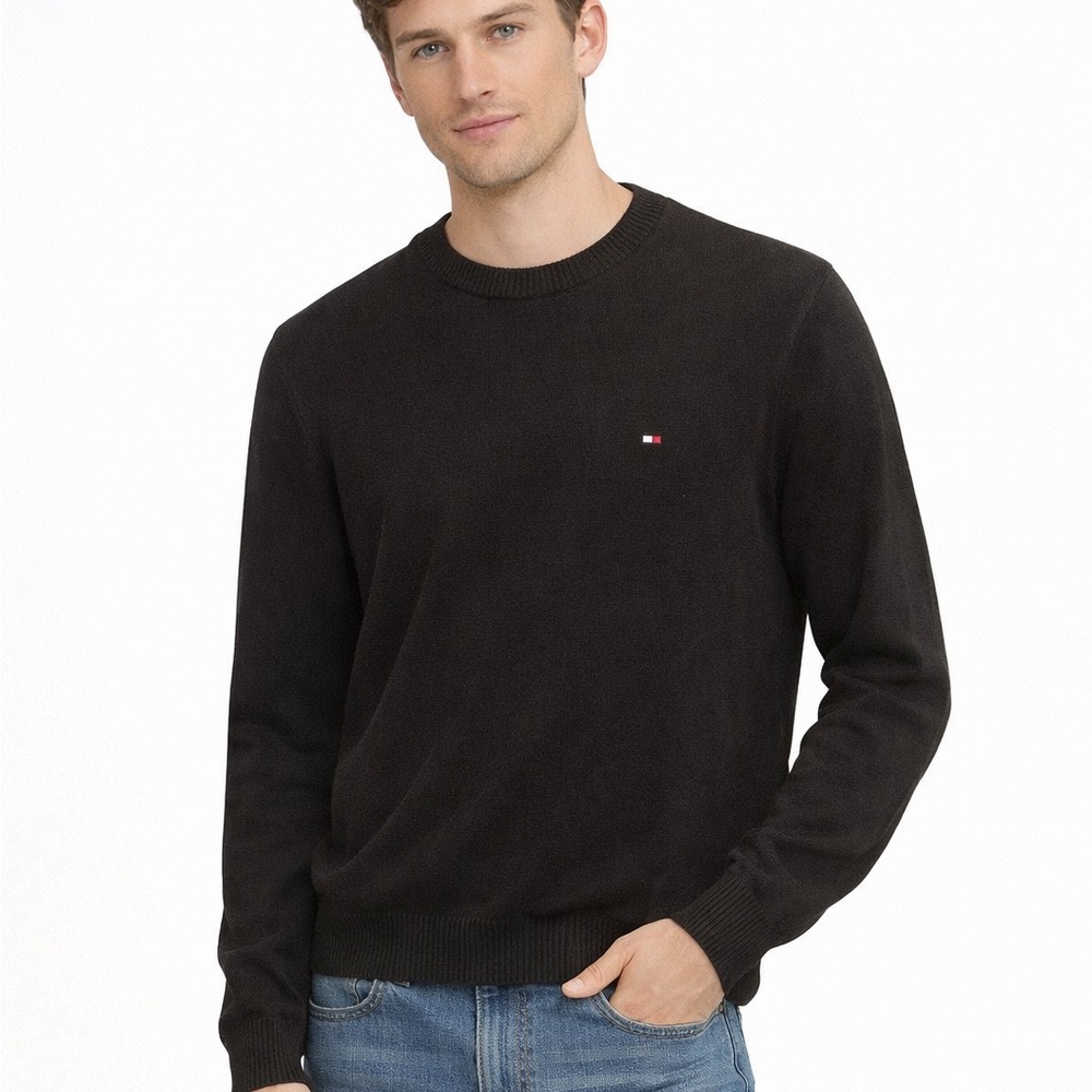 🔹Black Tommy Hilfiger Crew‎ Neck Sweater